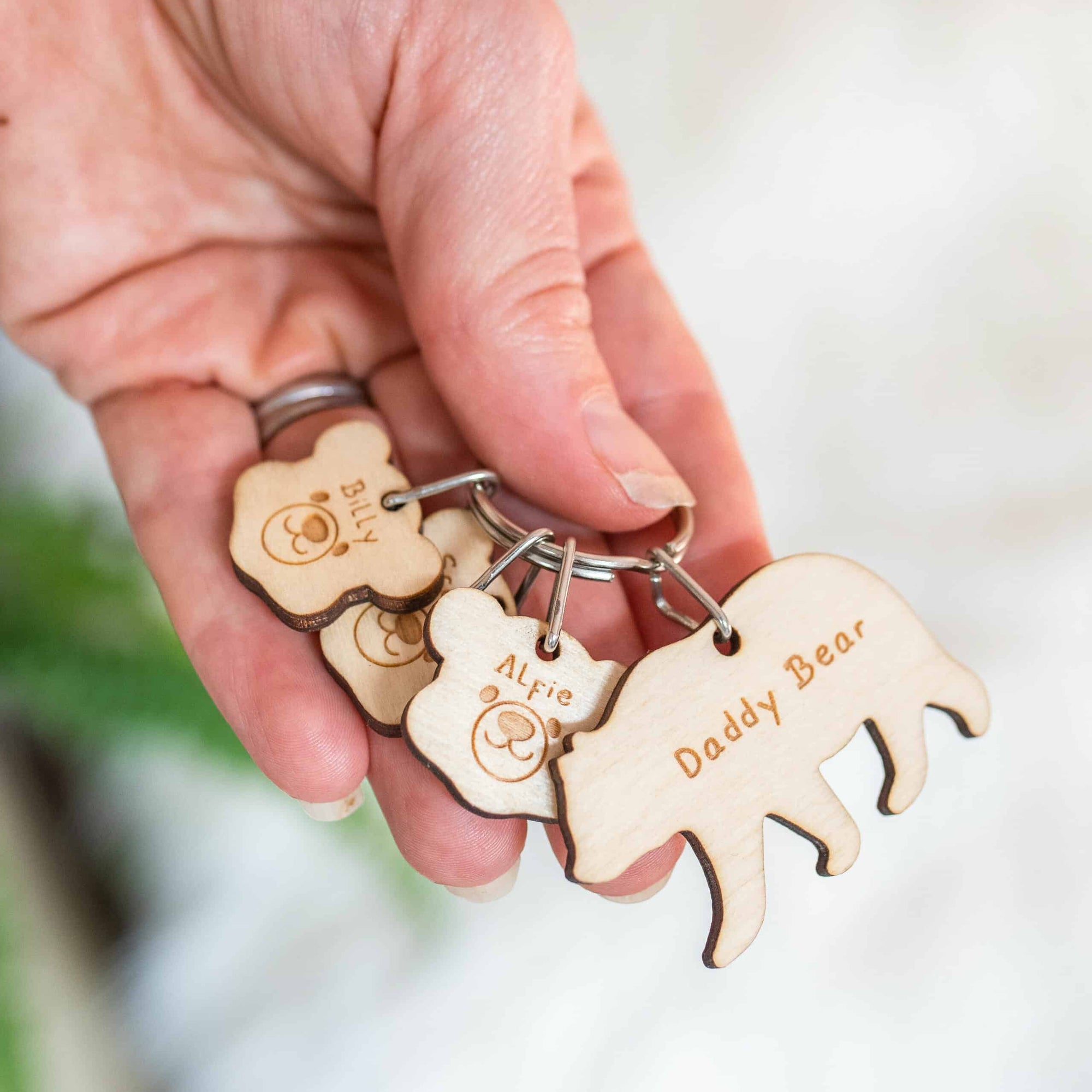 Personalised Wooden Daddy Bear Child Family Tag Keyring
